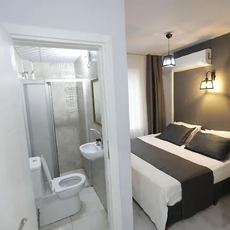 Kaya Hotel